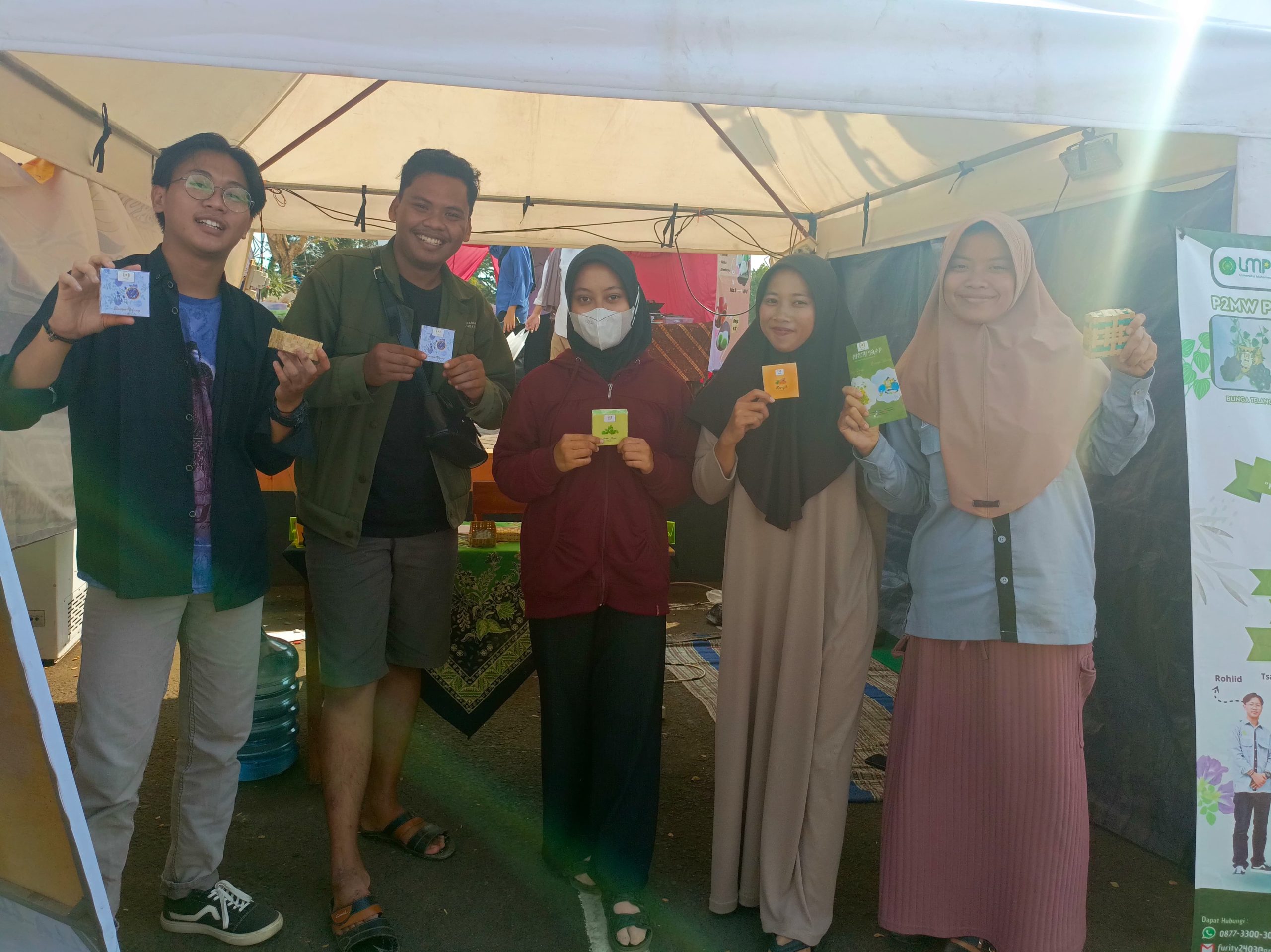 Pameran Acara di Alun" Kutoarjo